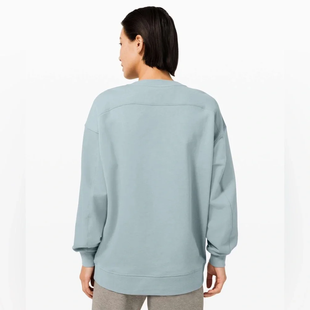 SOLD LULULEMON Perfectly Oversized Crew Blue Cast Size 2/4 - Picture 2 of 7